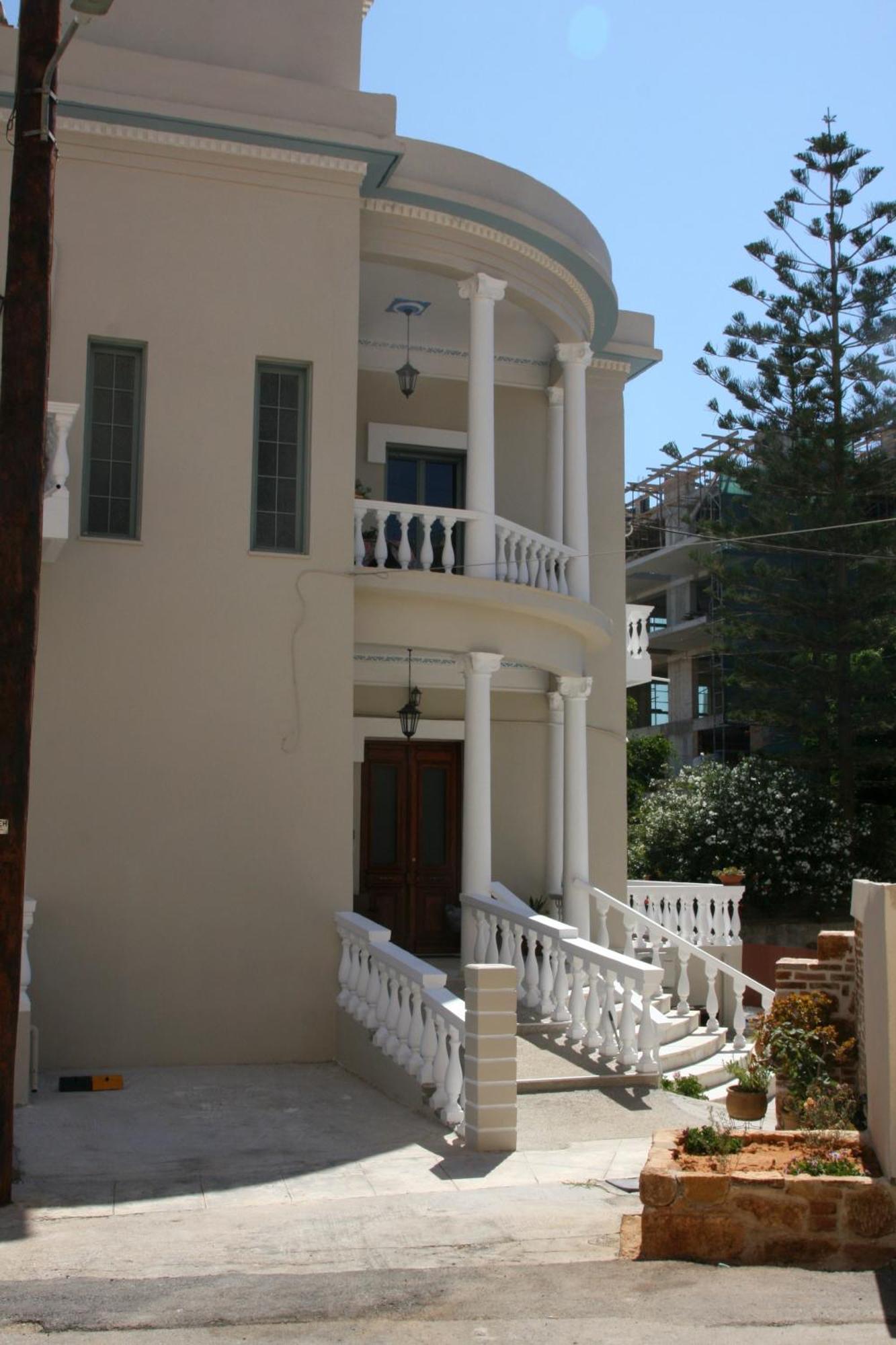 شقة Rodon Manor خانيا المظهر الخارجي الصورة