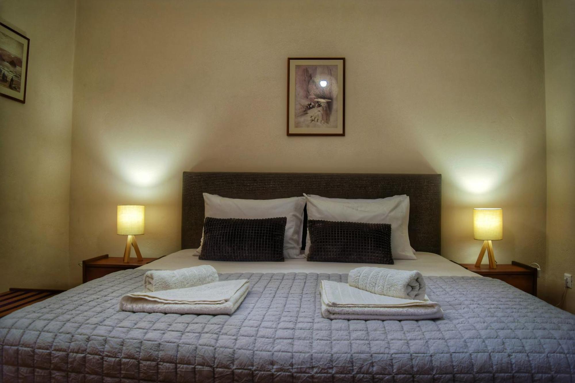 شقة Rodon Manor خانيا المظهر الخارجي الصورة